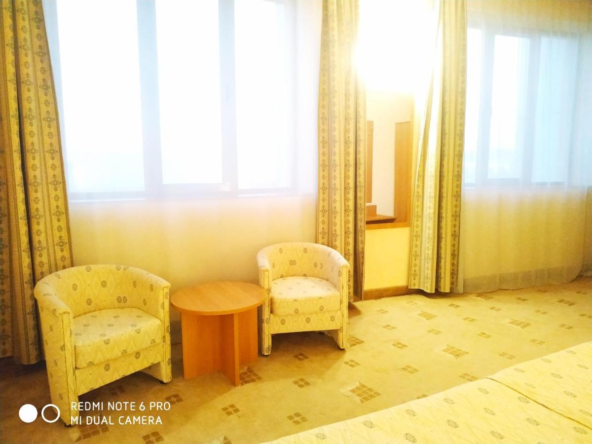 Expo Hotel Tashkent Exterior photo